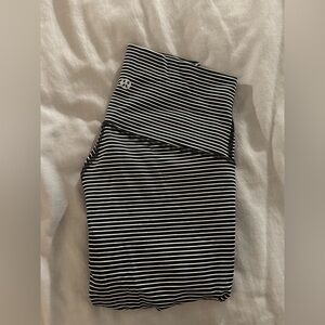 Lululemon Athletica Black and White Striped Crop Leggings Wunder Under